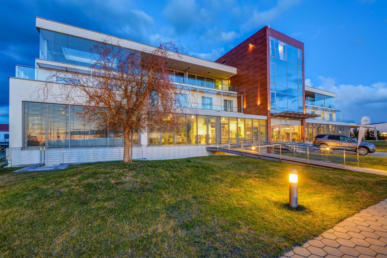 Hotel Ponteo - Activity Park Bratislava Exterior foto