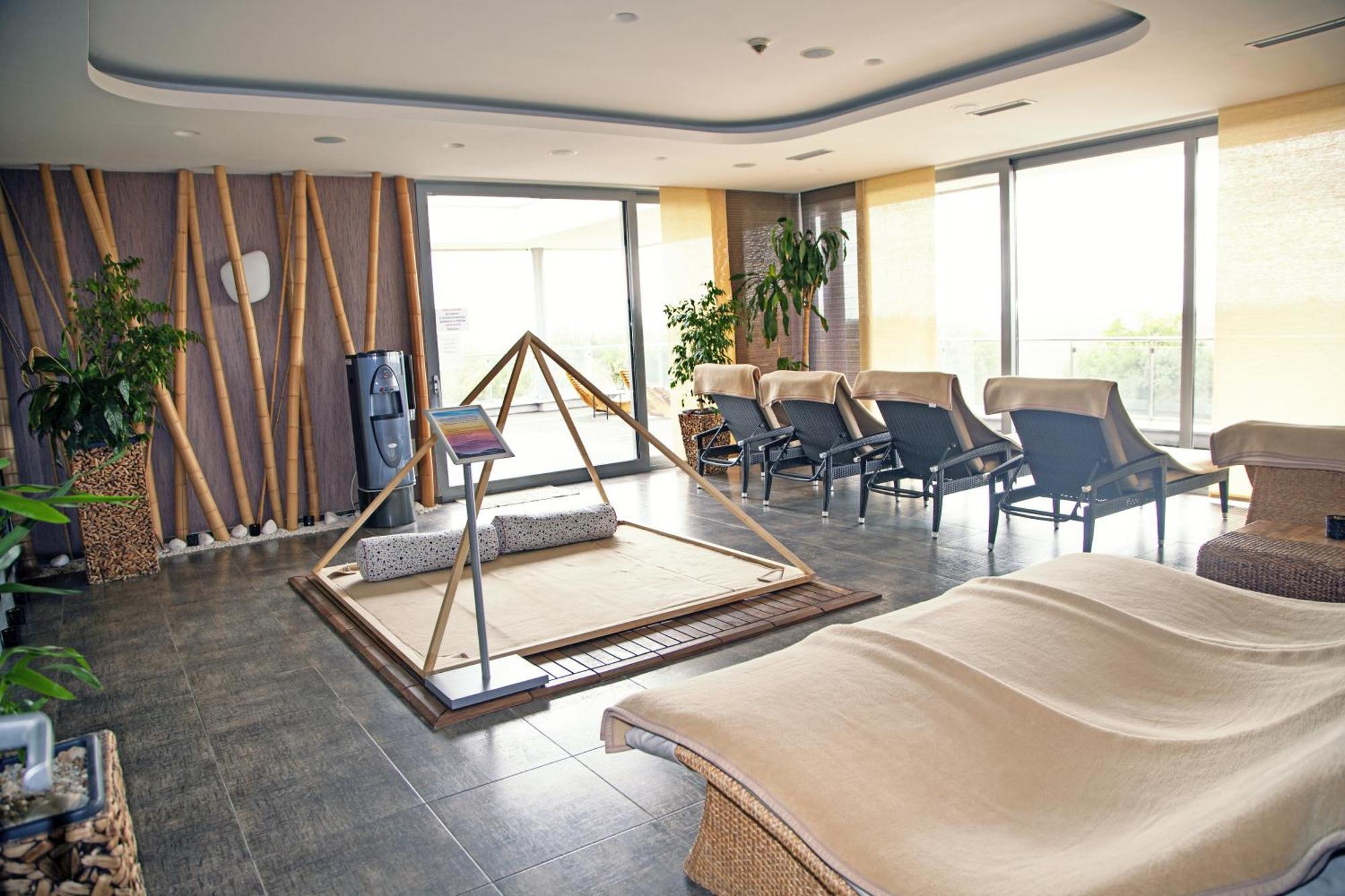 Hotel Ponteo - Activity Park Bratislava Exterior foto
